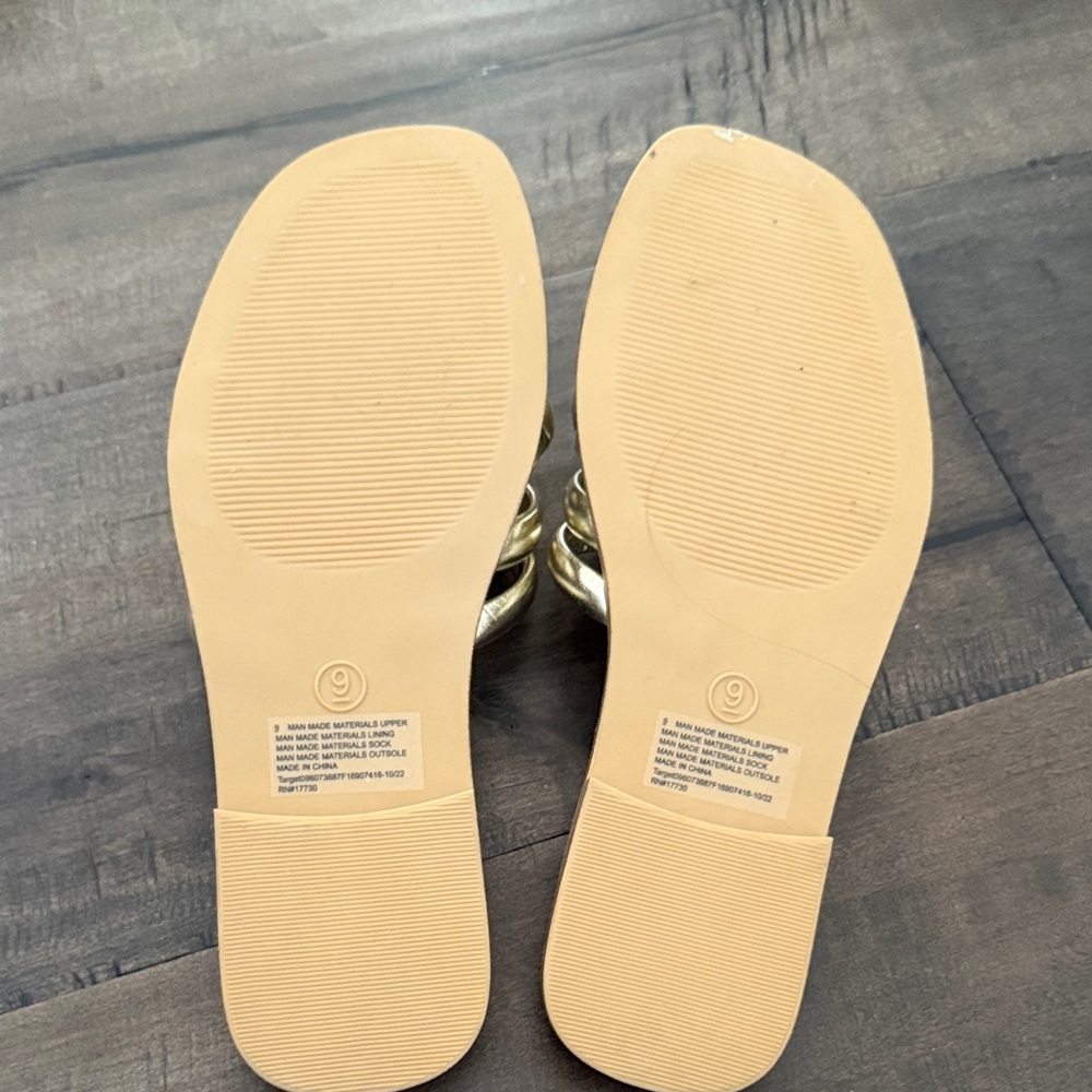 Universal Thread Gold Women's Sandals - Picture 2 of 2